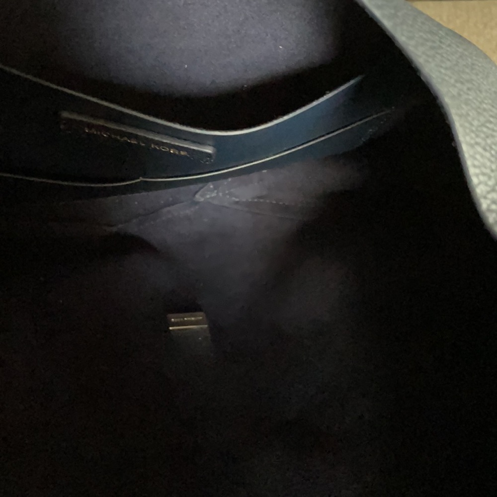 Michael Kors Hobo - Picture 3 of 3